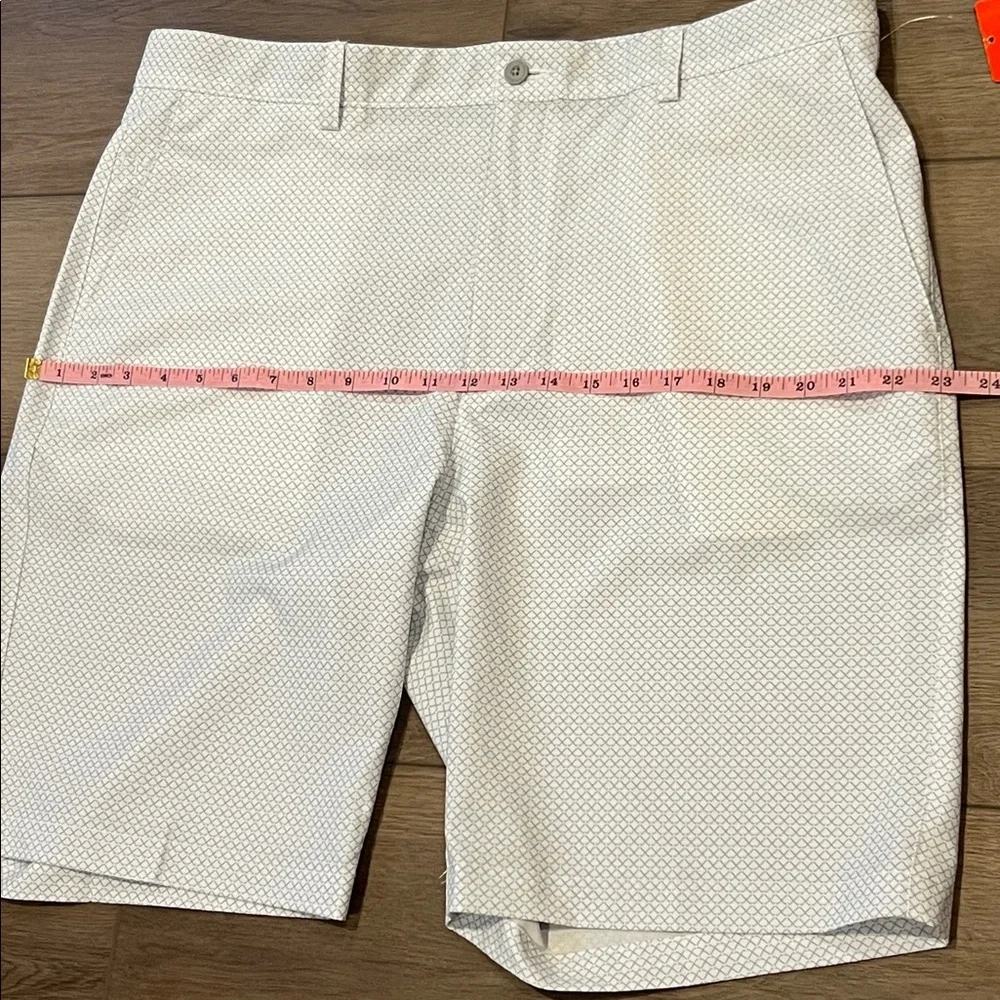NWT PGA Tour Men's White Golf Club Patterned Shorts Size 38 UPF 50 Wicking - Picture 15 of 15